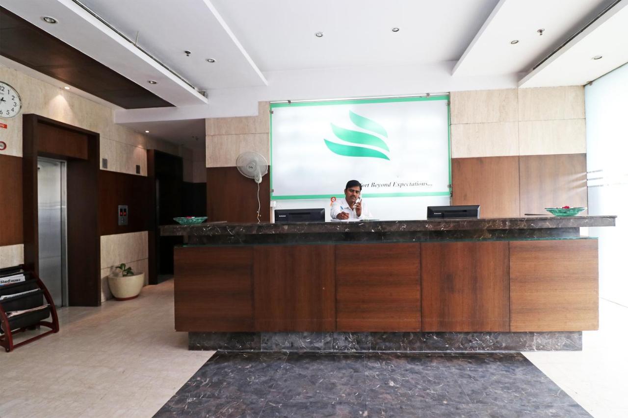Capital O 19296 Joy Inn & Suites Bhiwadi Esterno foto