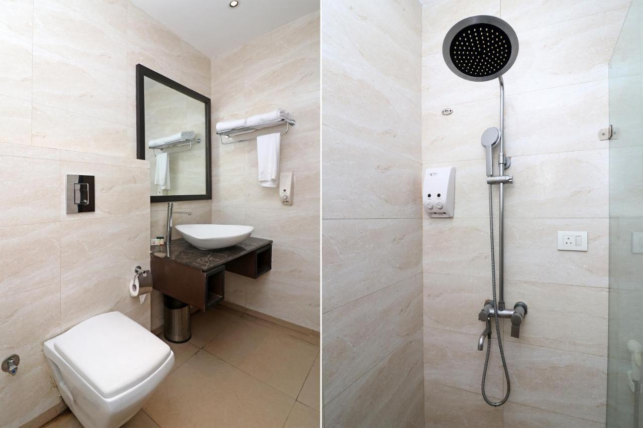 Capital O 19296 Joy Inn & Suites Bhiwadi Esterno foto
